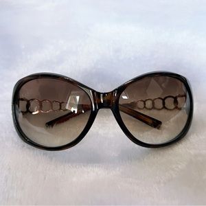Guess ladies sunglasses